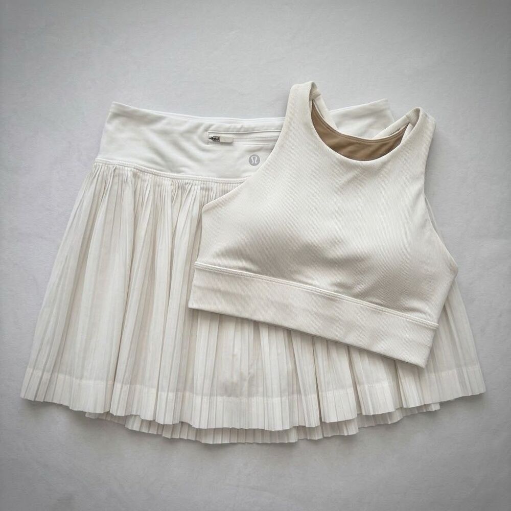 Lululemon Off White Tenniscore Set: Pleat To Street Skirt 6 Ribbed Energy Bra 8